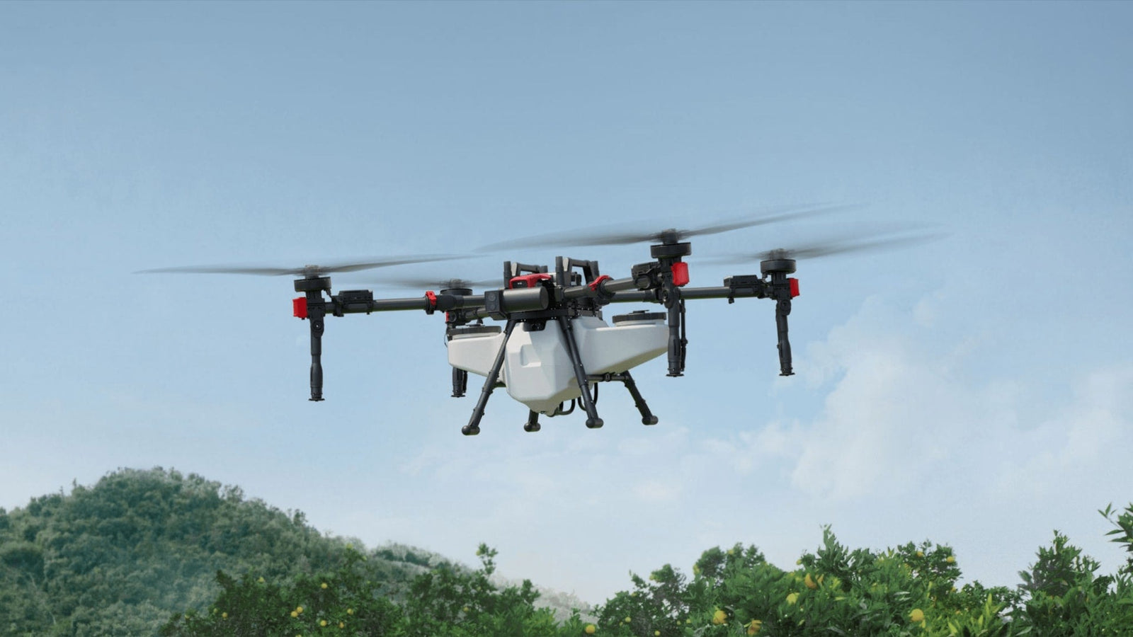 Drone agrícola XAG P150 em voo
